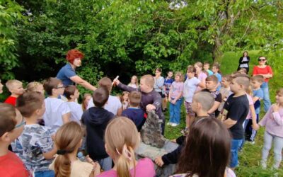 Posjet spomen obilježju hrašćinskom meteoritu